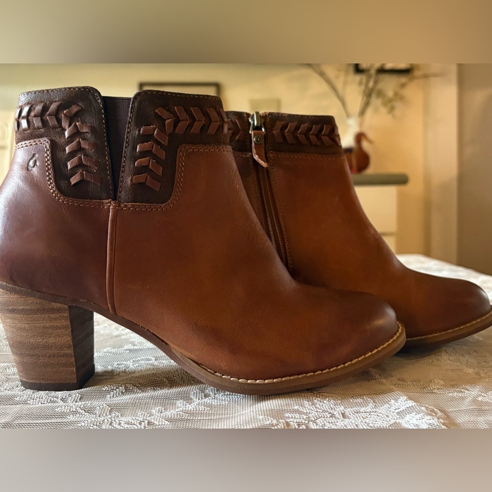 OluKai Chestnut Leather Ankle Booties